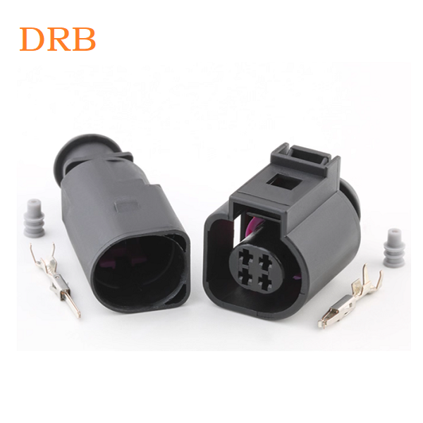 4B0973712/4B0973812 Automotive Pressure and Water Temperature Sensor Plug DJ7042B-1.5-11/21
